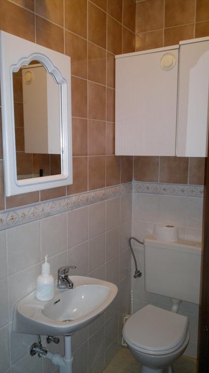 Apartments Ljuba I Mare Malinska Rom bilde